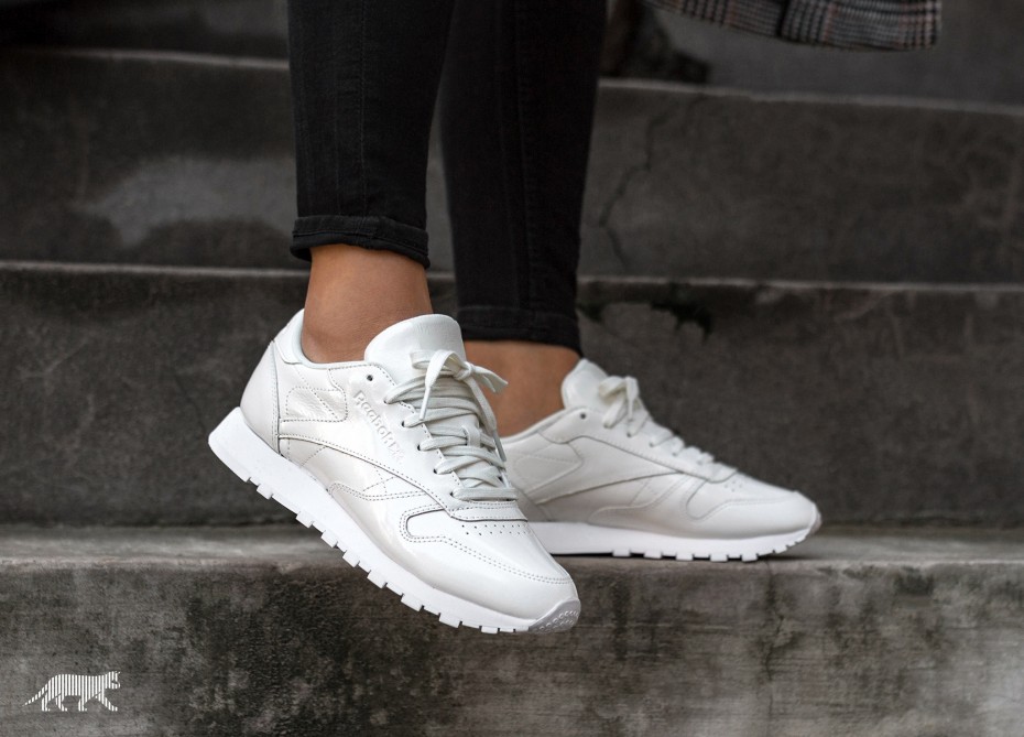 reebok classic cl leather patent sneaker low